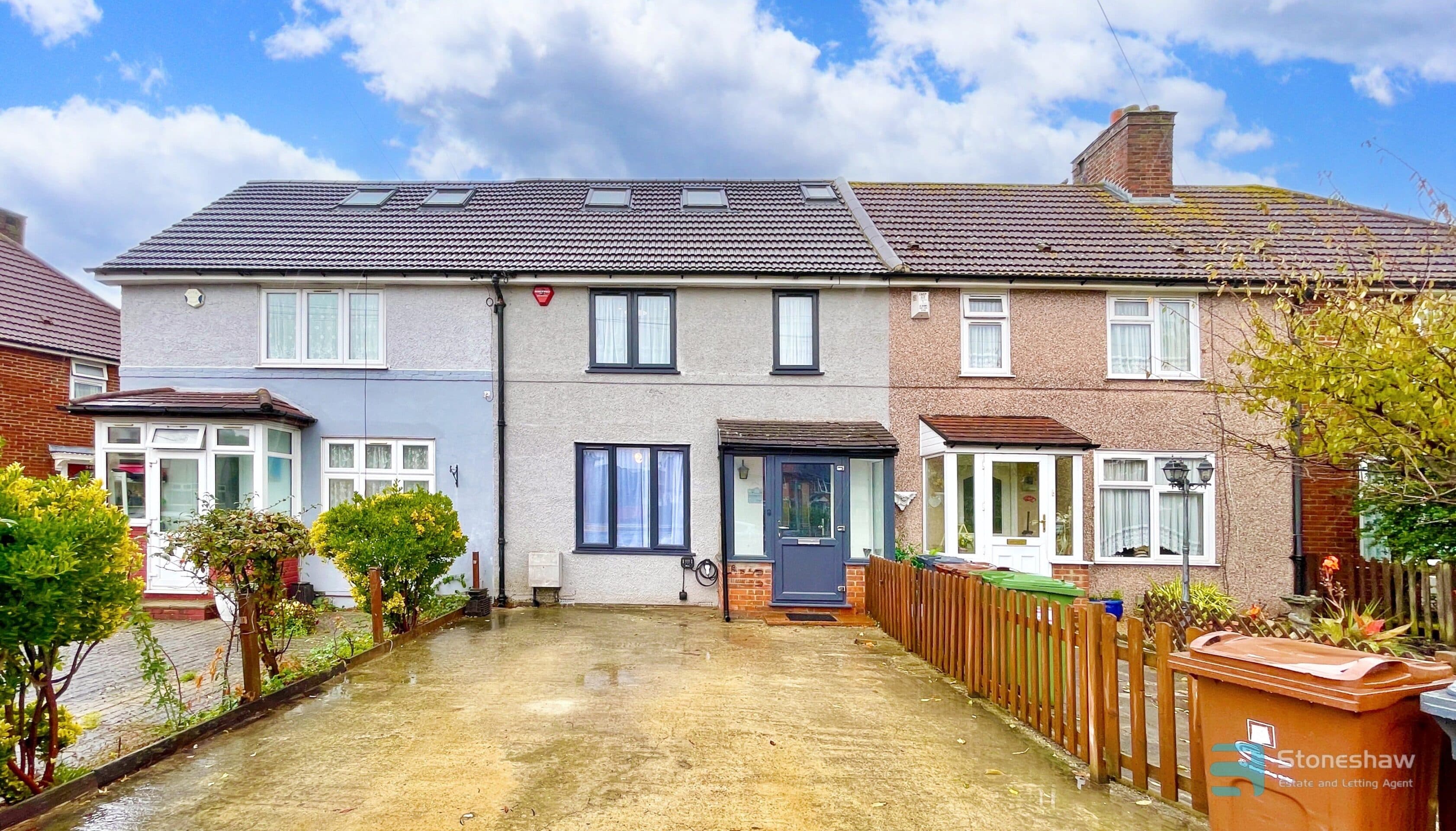 Heathway, Dagenham, RM10